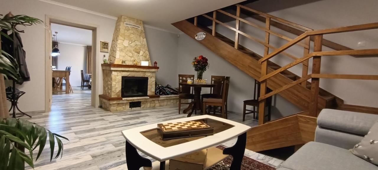 Conacul Mierii Villa Straseni Bagian luar foto